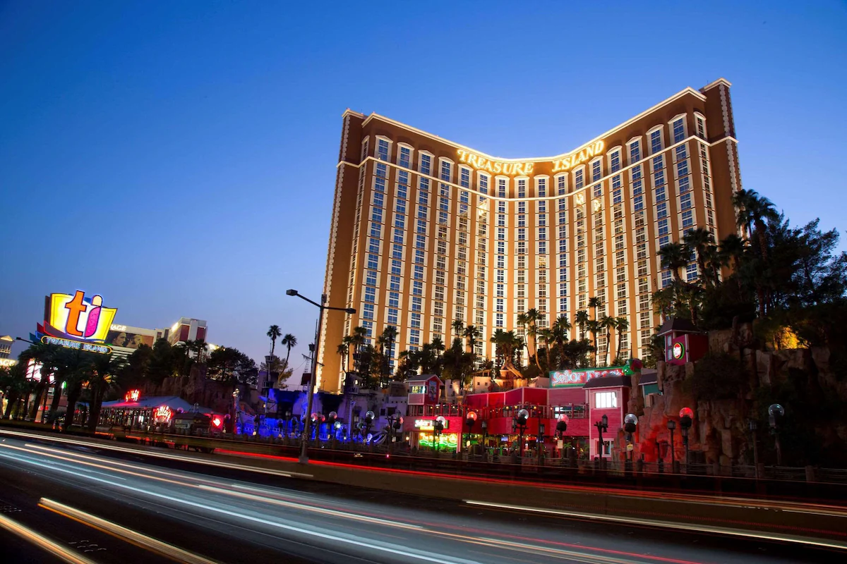 Treasure Island - TI Las Vegas: Luxury Vacation